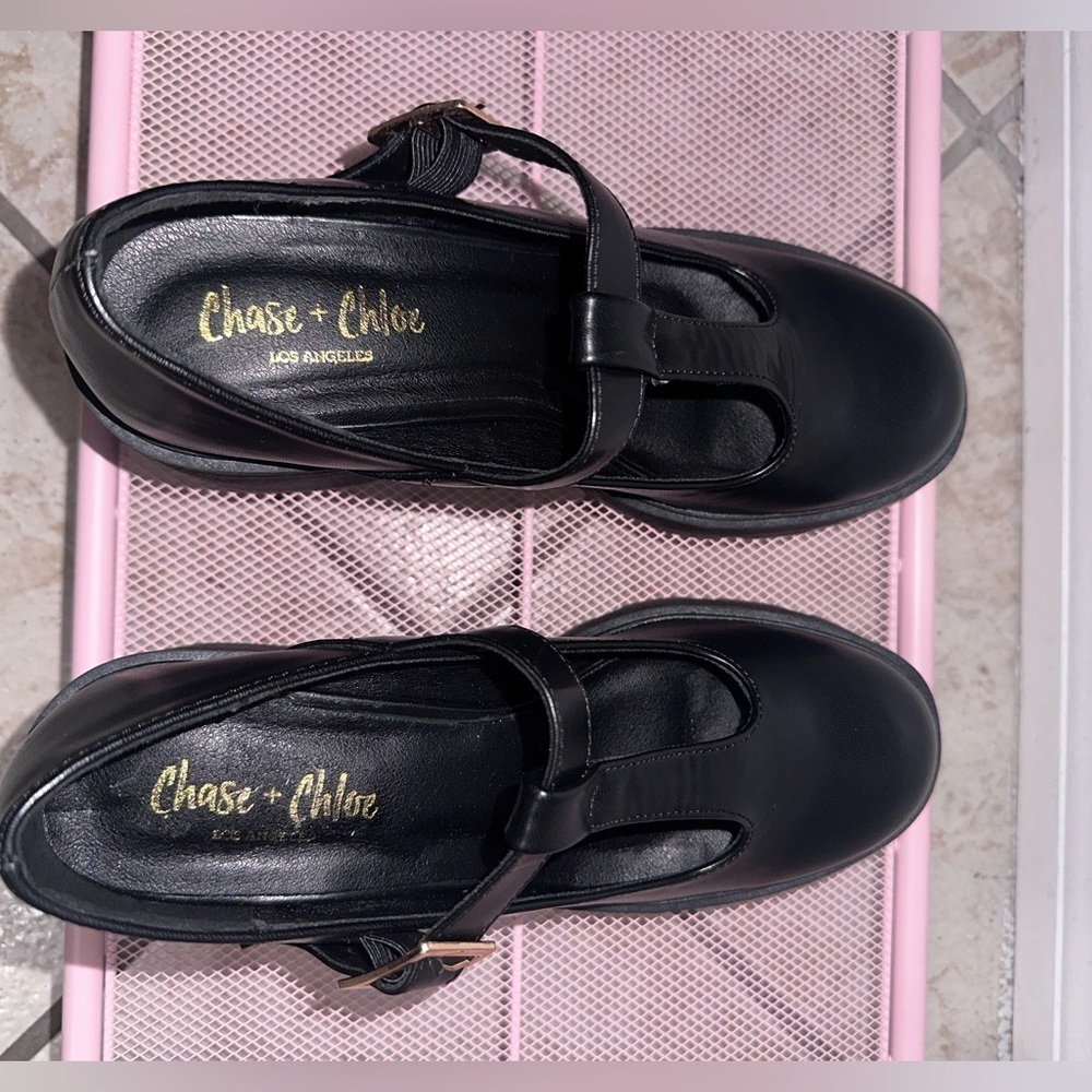 Chase & Chloe Mary Jane Shoes - Picture 4 of 5